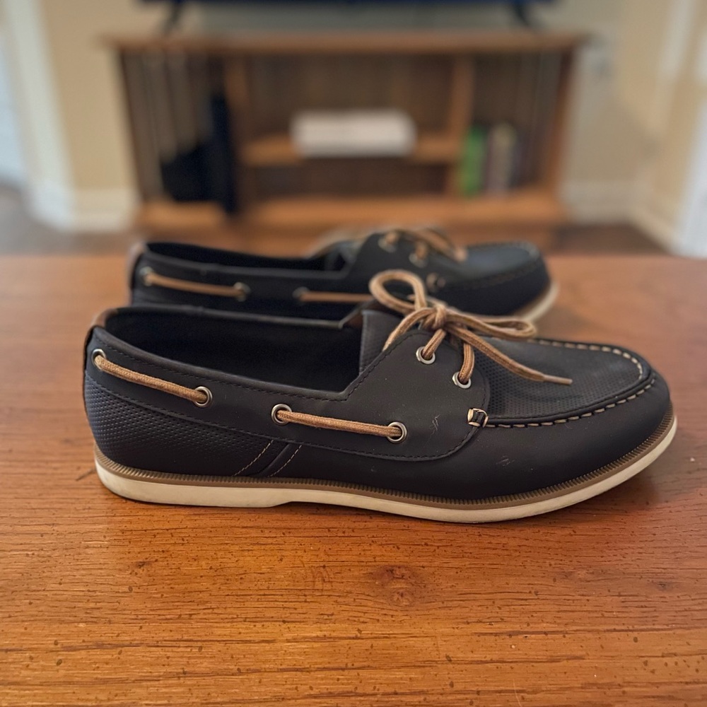 Men’s Sonoma Boat Shoe - 11 (Worn Once)